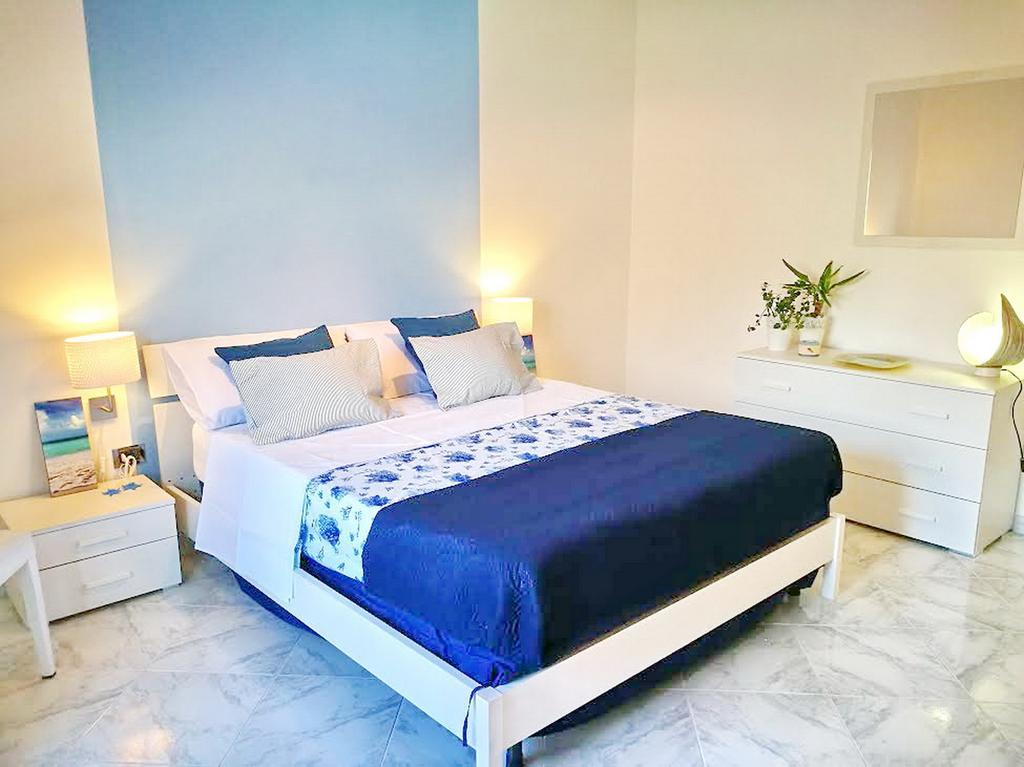 Acquamarina With Terrace Marsala